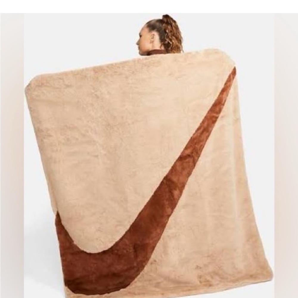 NWT plush Nike Blanket